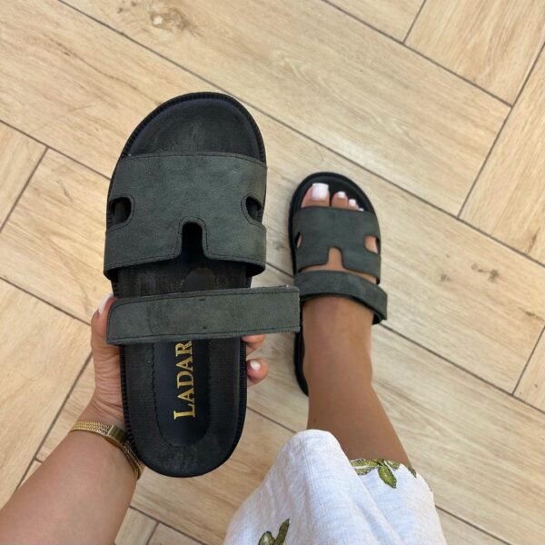 Mule à scratch vert militaire