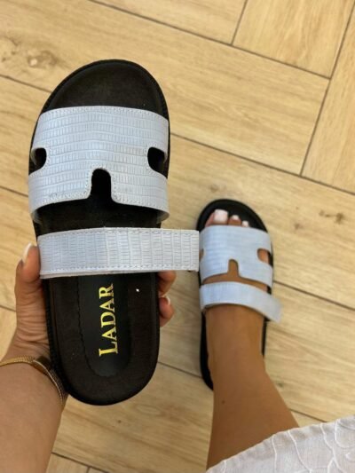 Mule à scratch bleu ciel