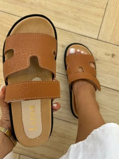 Mule à scratch camel