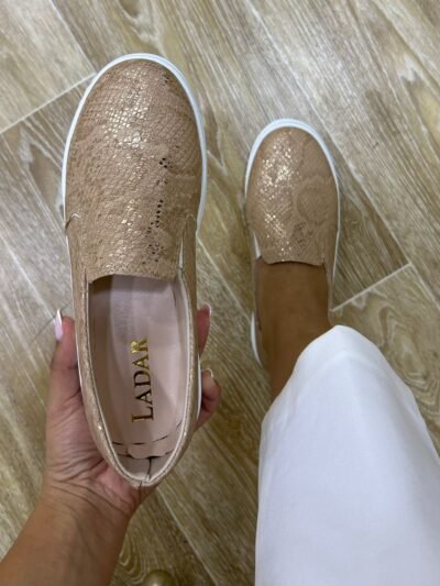 Chaussure Slip on beige doré serpent