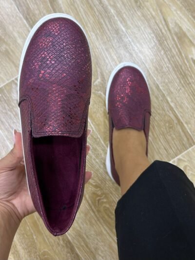 Chaussure Slip on bordeaux serpent