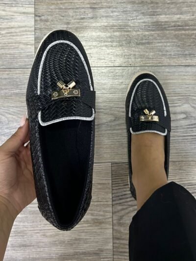 Mocassin noir tressé simili cuir