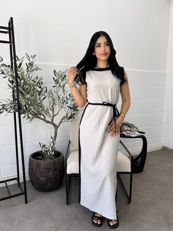 Robe grise et noir en lin