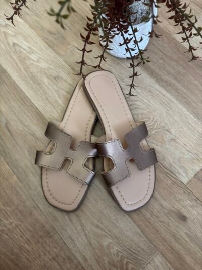 Mule bronze