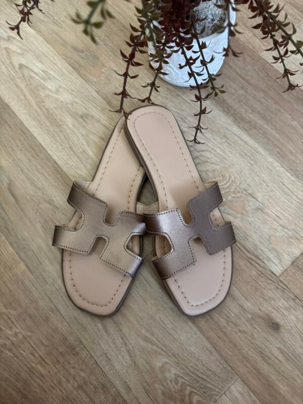 Mule bronze