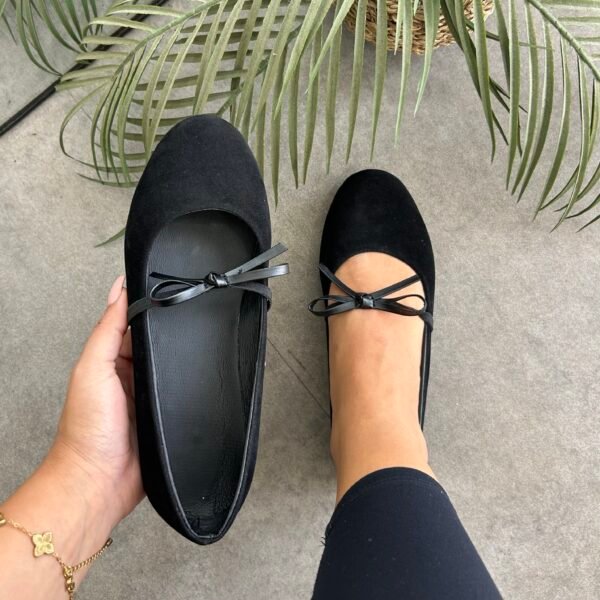 Ballerine en daim noeud noir